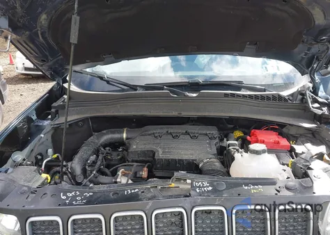 2023 Jeep Renegade Upland 4X4 из США, поврежденный, VIN ZACNJDB17PPP61612